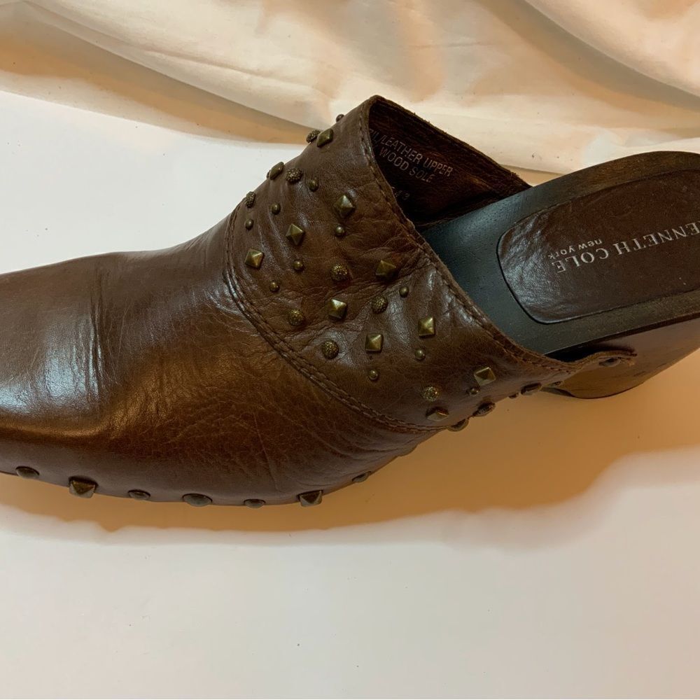 Kenneth Cole Womens SZ 8 1/2 Stone Love Brown Leather Wood Clogs